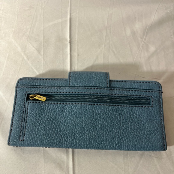 Fossil Logan RFID Leather Wallet - Picture 2 of 5